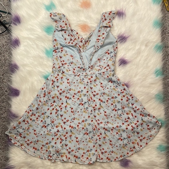 Lulu's Dresses Lulus‎ By The Bouq Floral Ruffle Mini Dress Size Small - Picture 3 of 7